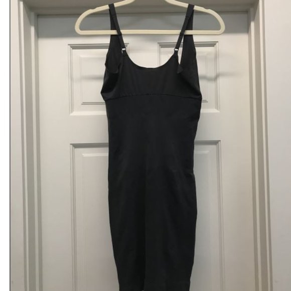 Spanx Undergarment Slip Shapewear - Picture 2 of 4